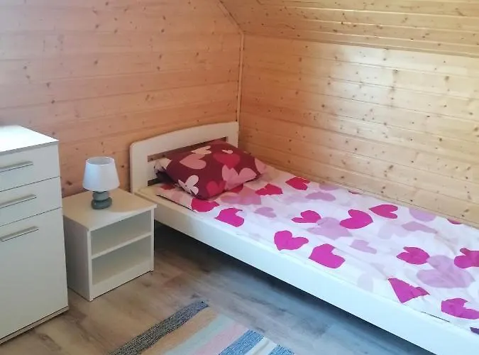 بيت للعطل U Wiktora *